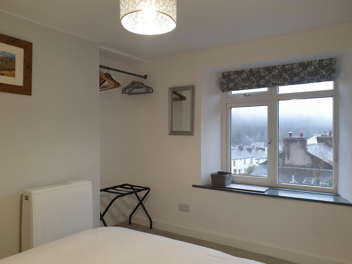 No8 3 Bed Cottage Winter Deals Offered 3 Nights Or More Nov-Mar Backbarrow Room photo